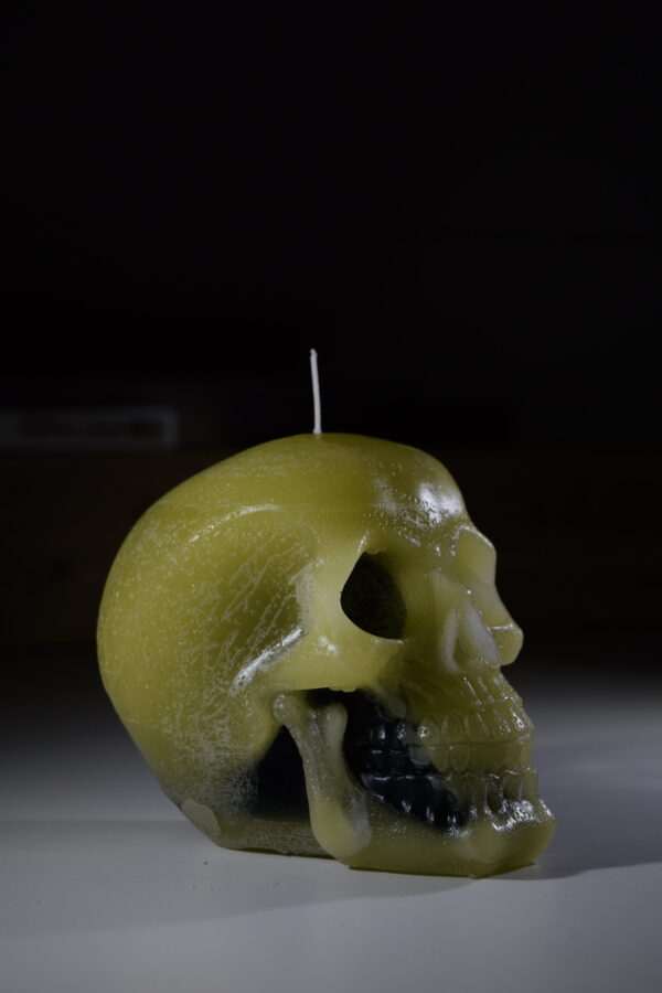 GOBLINHEAD SKULL CANDLE YELLOW/BLACK